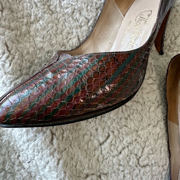 Thos Cort Ltd. Authentic Vintage rare heels. Genuine reptile - Picture 3 of 12
